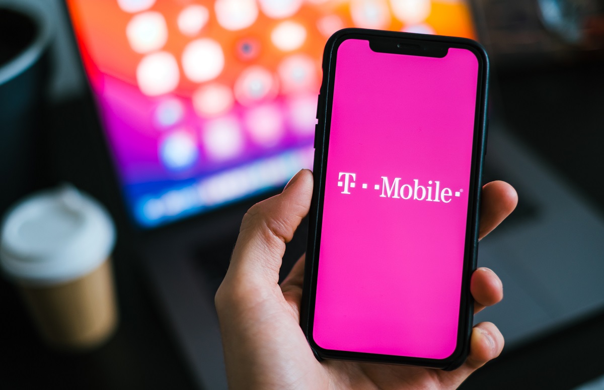 T-Mobile Review 2023: Should You Use for Your Business?