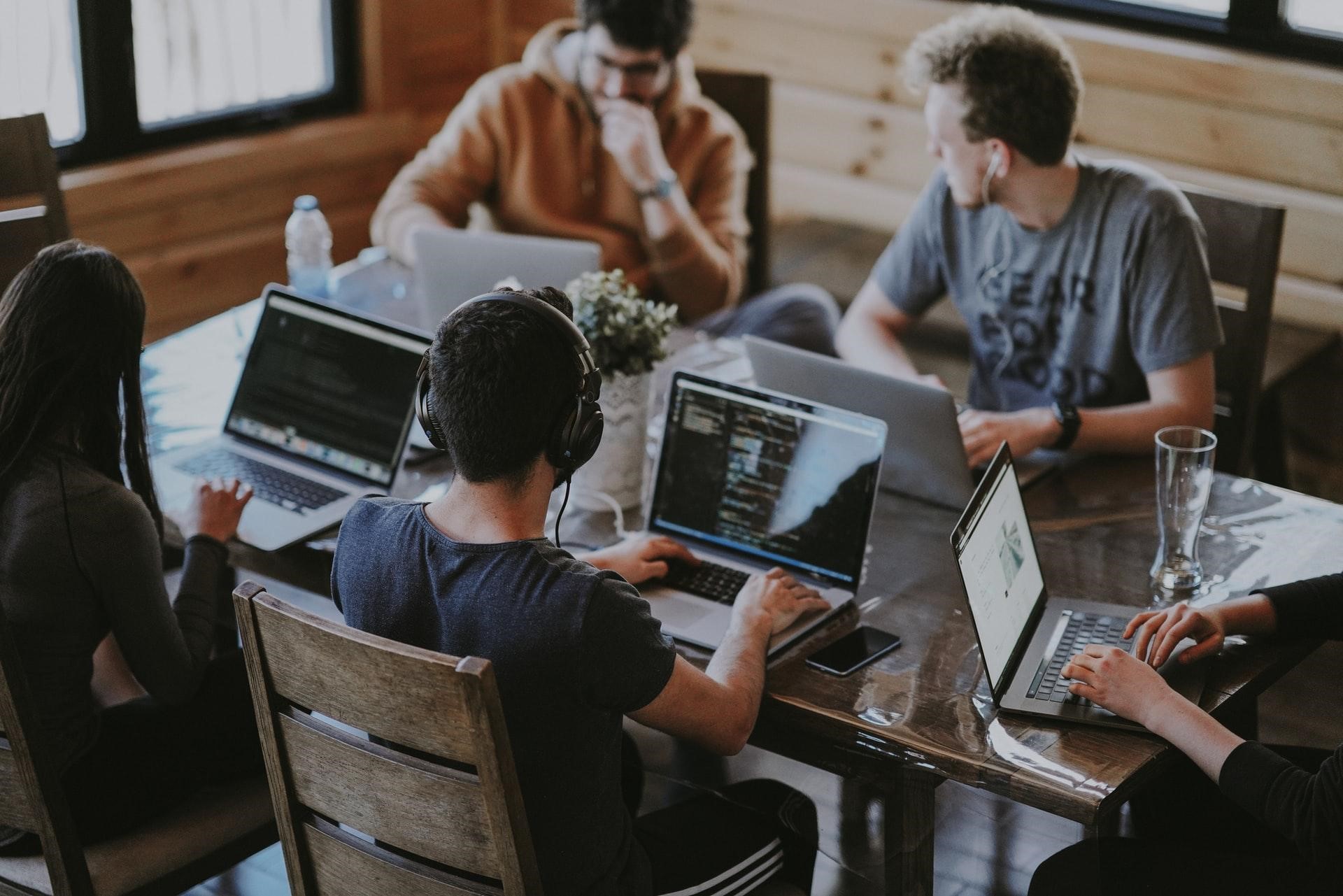 Having a Hard Time Deciding What Internet is Good for your Office? Read This!